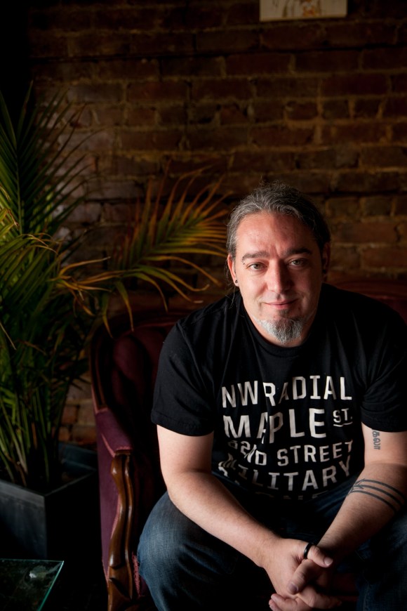 chris_heuertz-029-8566